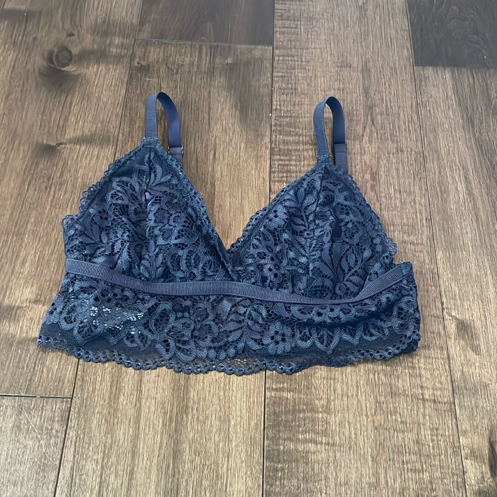 Blue lace cami small